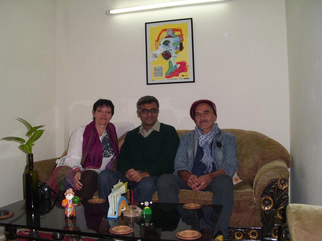 Tatvamasi Homestay New Delhi Ngoại thất bức ảnh